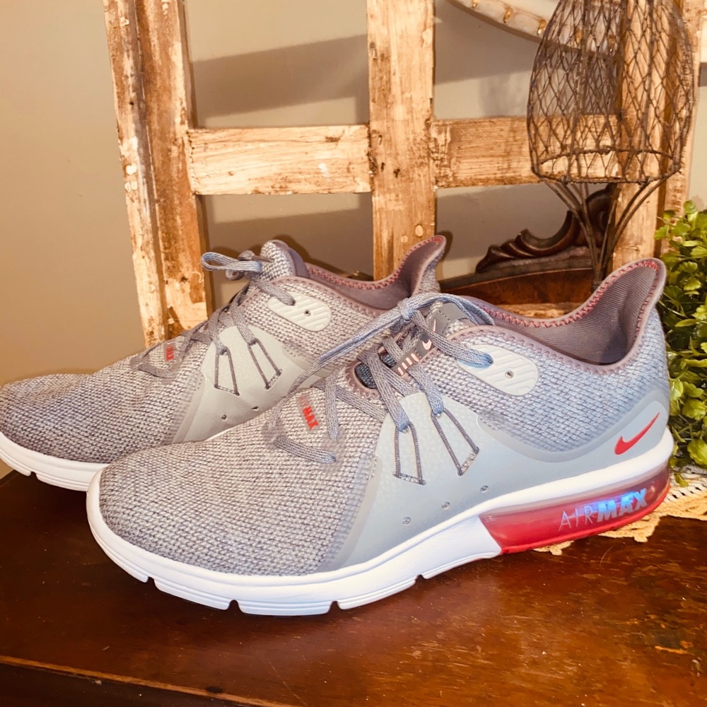 Men’s Nike air max